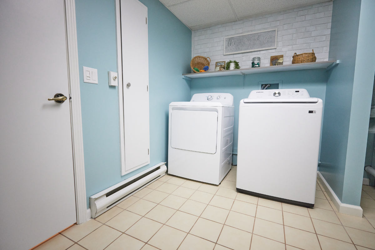 Charming Basement Retreat in Quiet North Tonawanda Neighborhood - Close to Niagara Falls and Local A - Photo 7