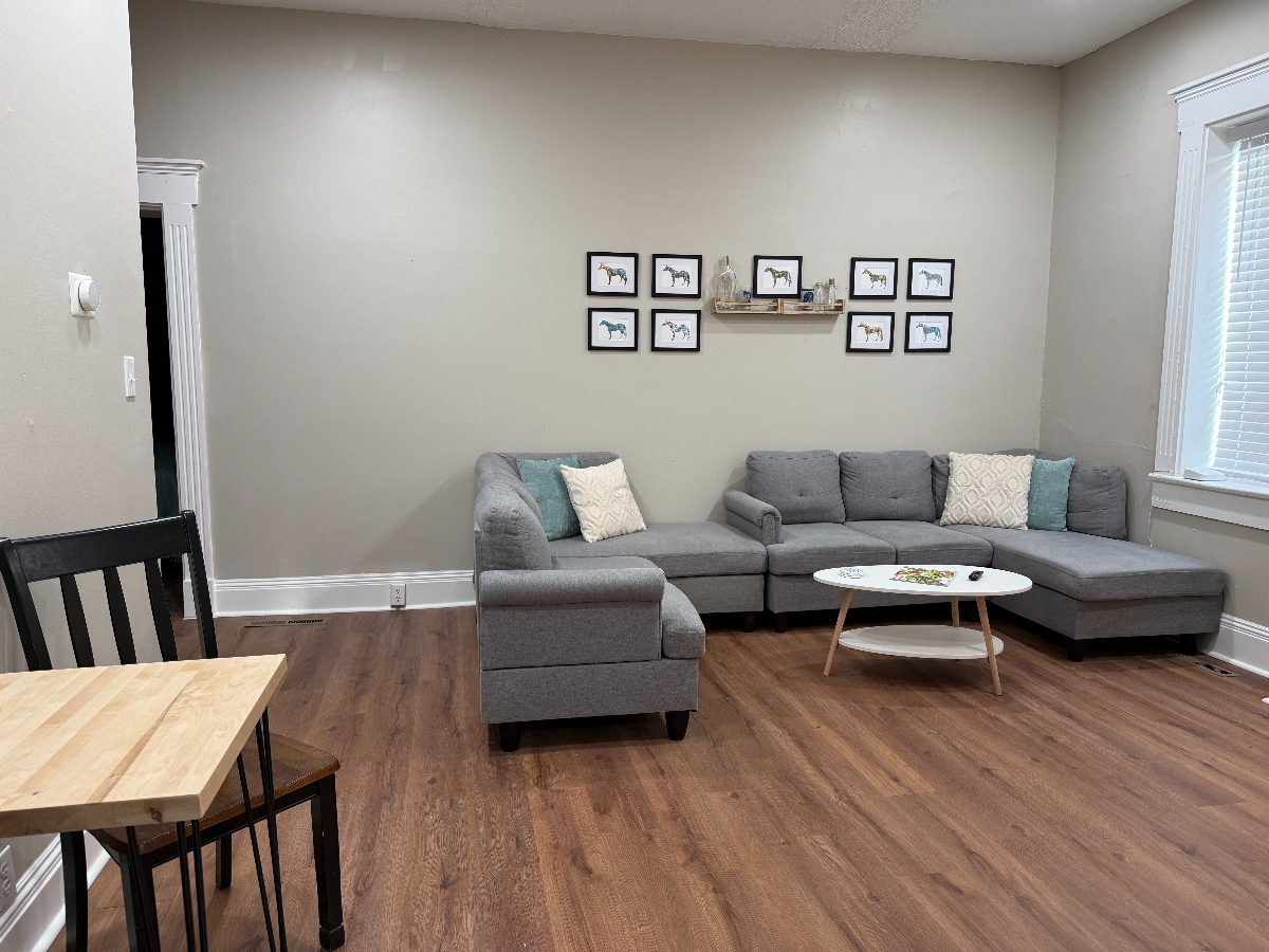 Pet Friendly Louisville Living - Photo 7