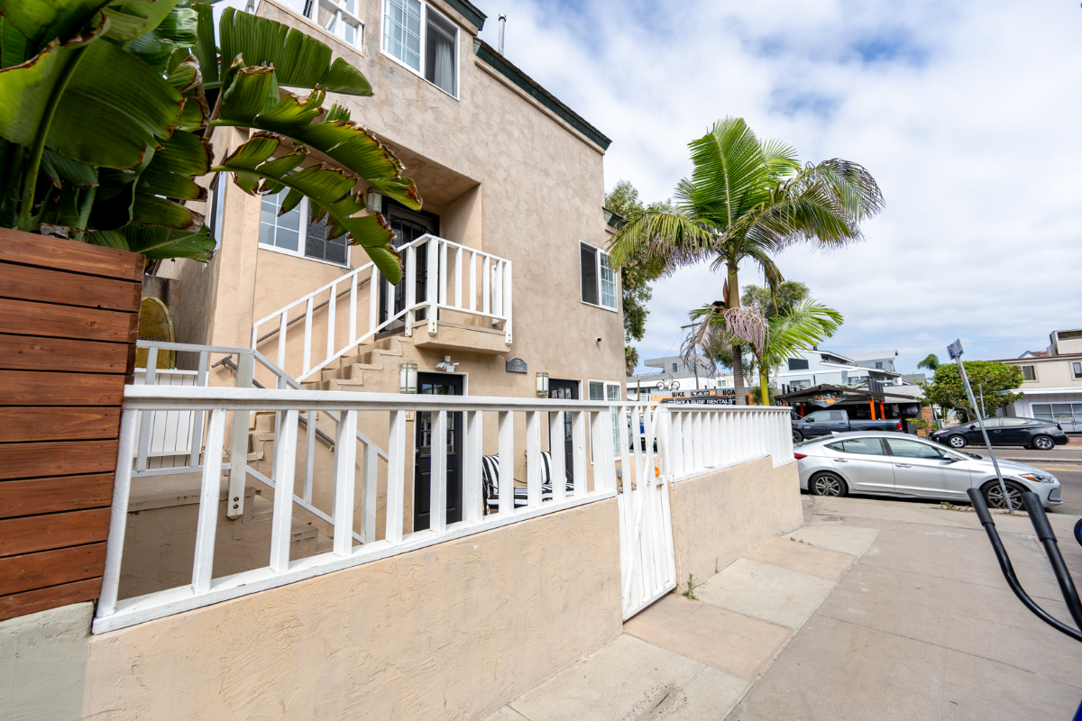 Stunning Ocean Retreat at Mission Beach ( Unit 1) - Photo 4
