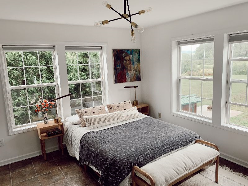 Modern 3 Bedroom House with Lower Level and Incredible Views - Photo 4