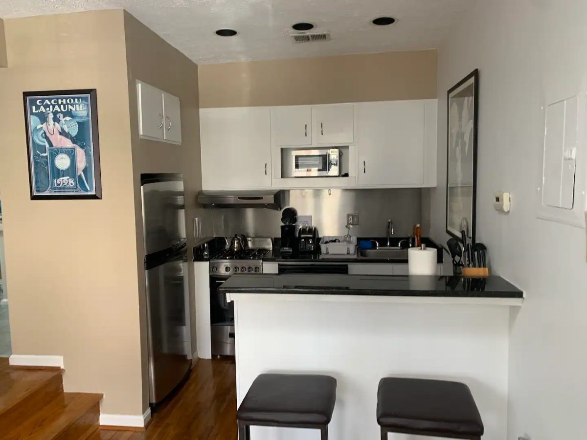 Entire rental unit in Georgetown Washington DC - Photo 3