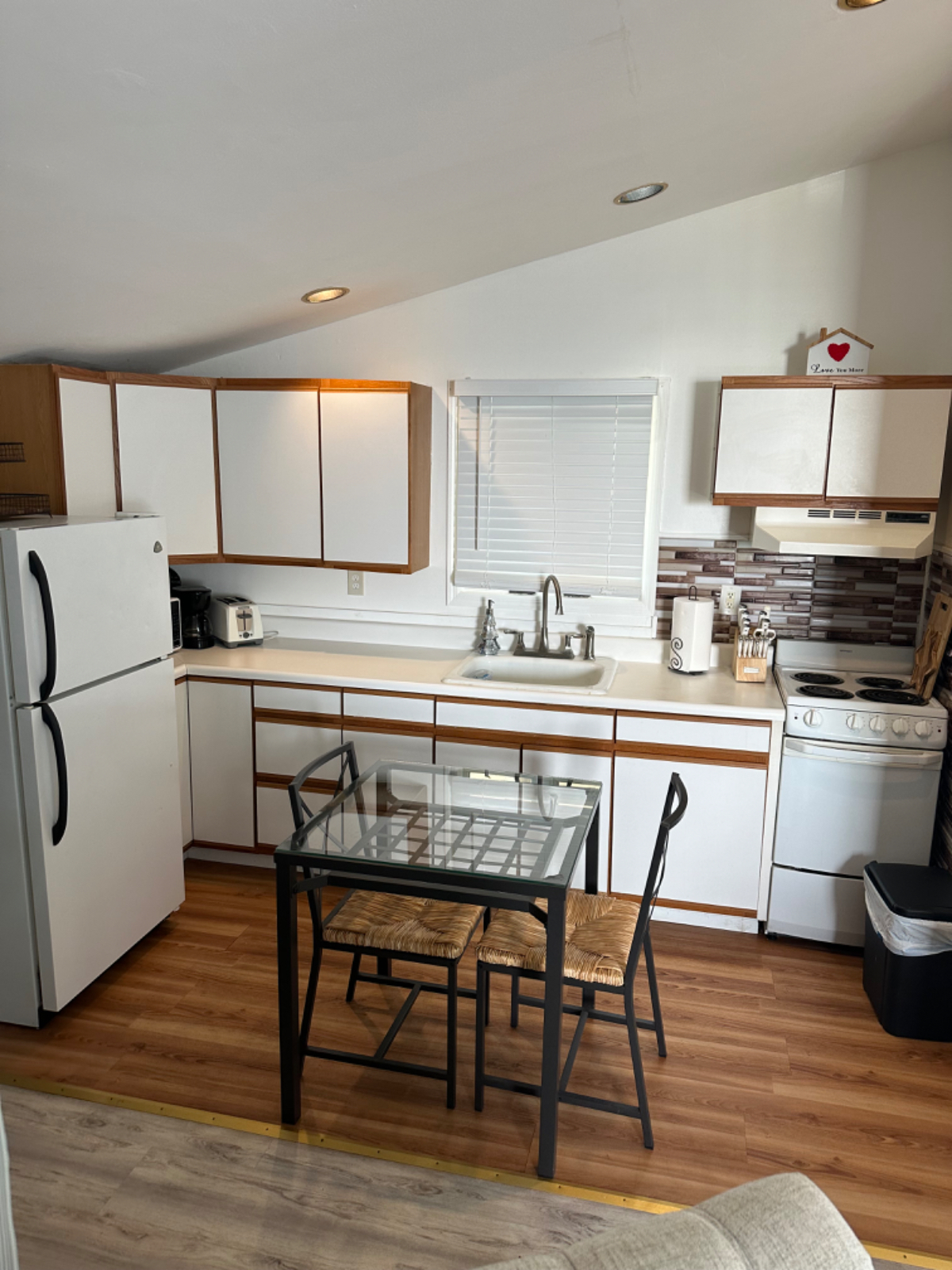 Modern 1 Bed studio - Photo 3