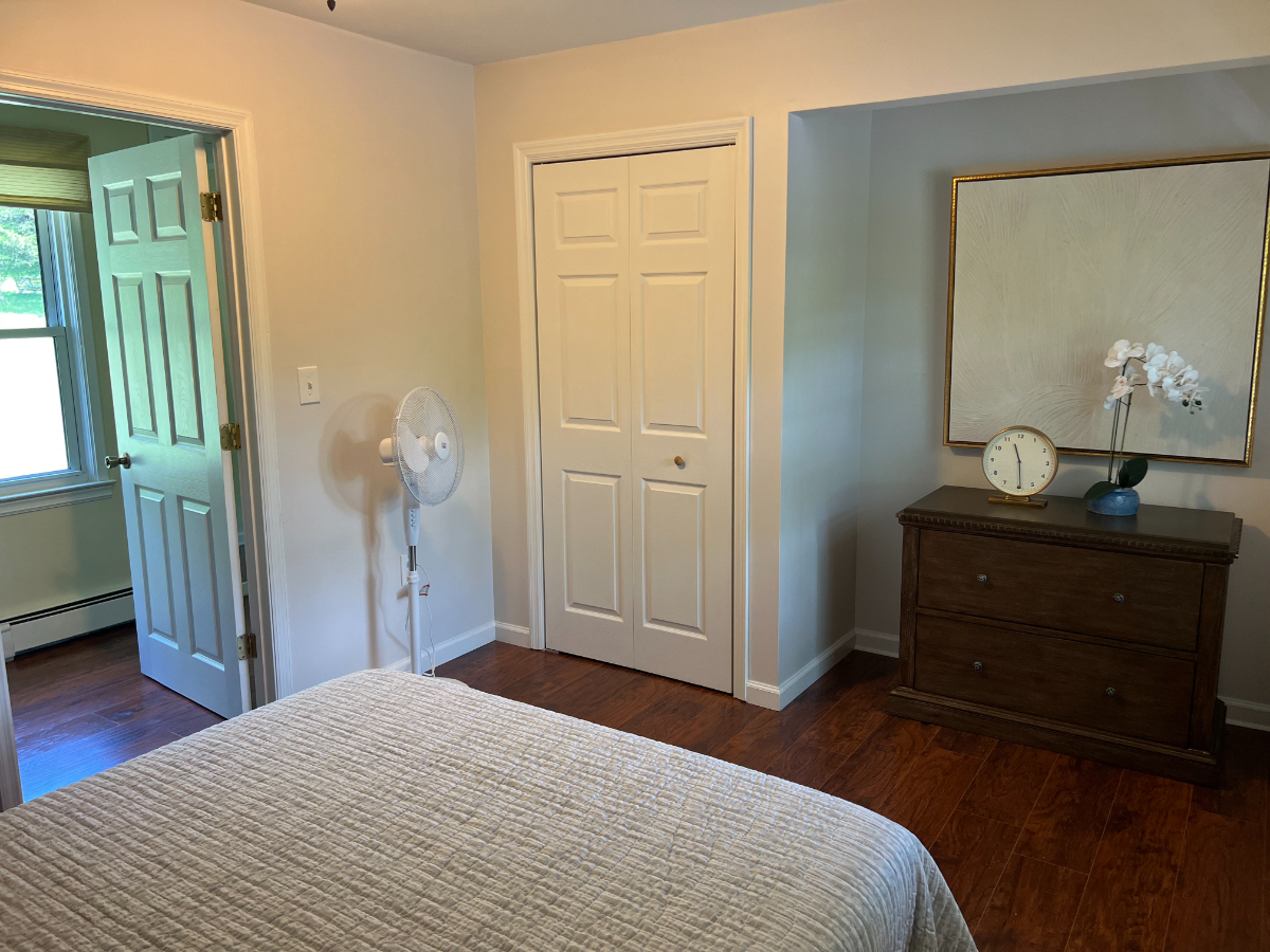 Kick back and relax in this calm stylish 1BR duplex apartment Nestled in the mountains just a few mi - Photo 10