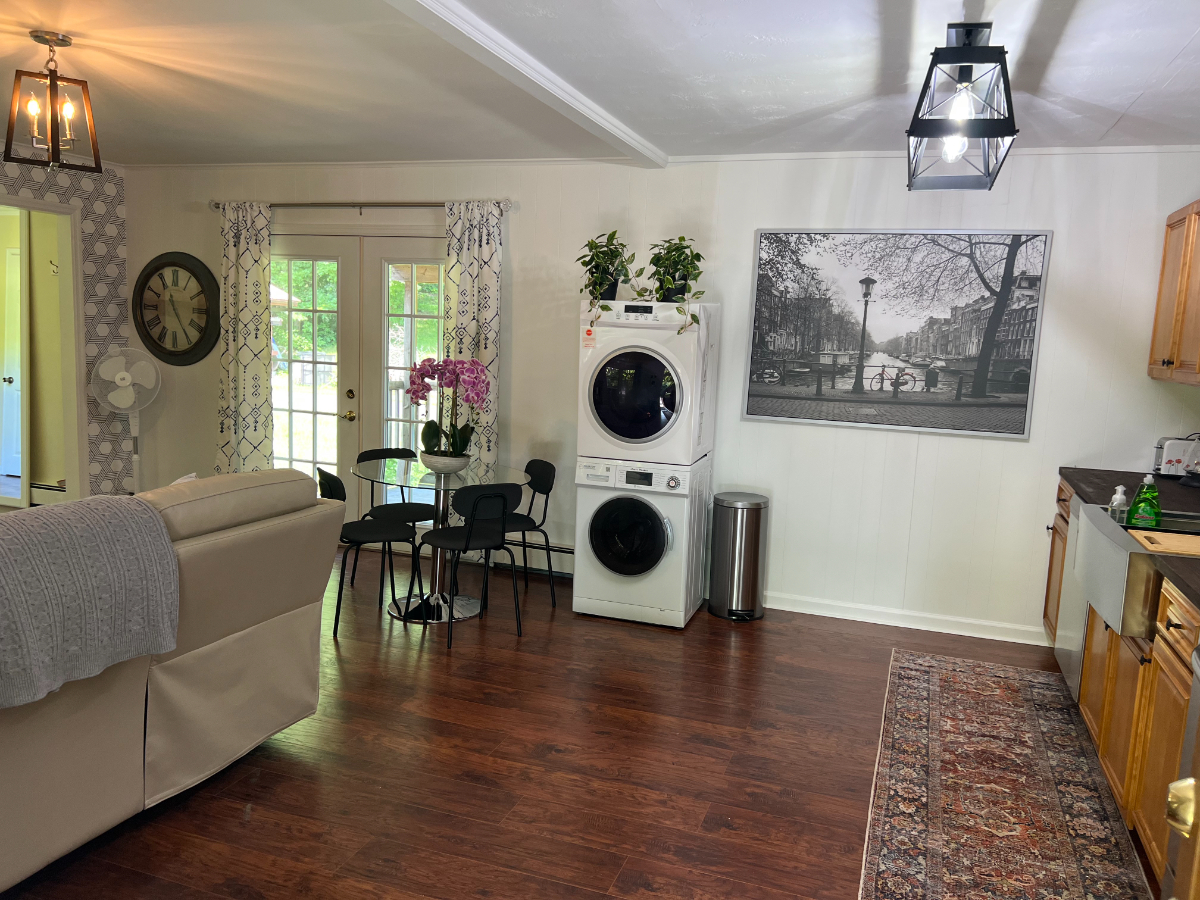 Kick back and relax in this calm stylish 1BR duplex apartment Nestled in the mountains just a few mi - Photo 11