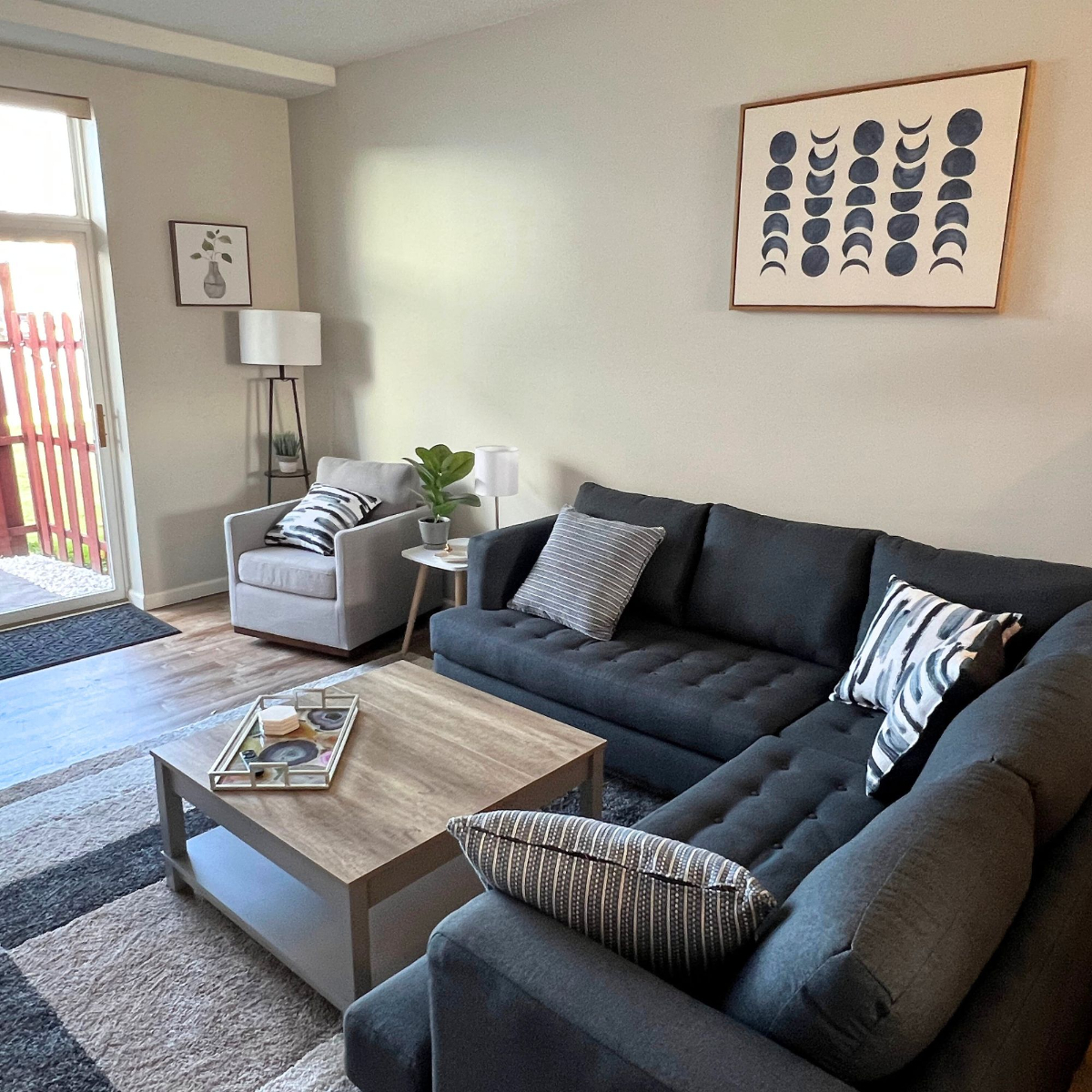 15-Min Walk to Strong Memorial | 2BR Townhome w/ Balcony, Patio & Parking - Photo 3