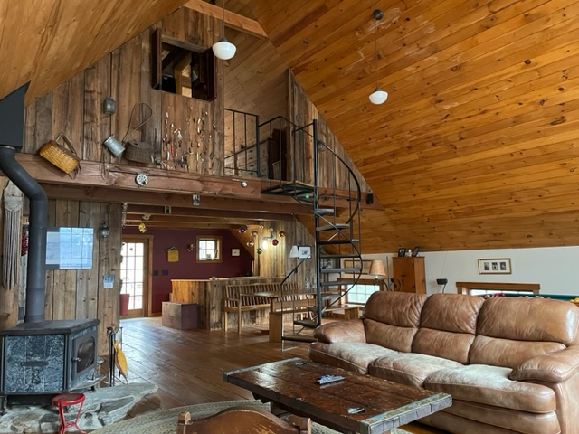 Beautiful Country Home - Photo 12