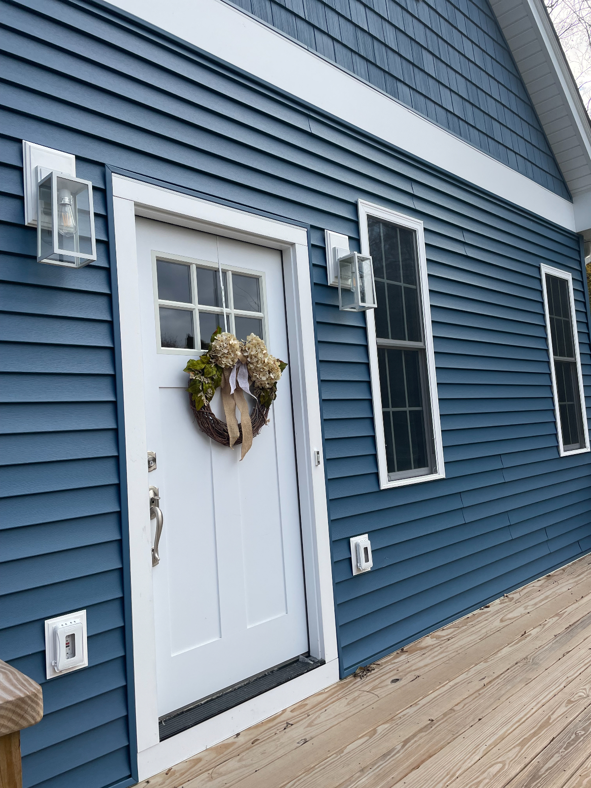 Beautiful Brand New Home with Pool - Photo 1