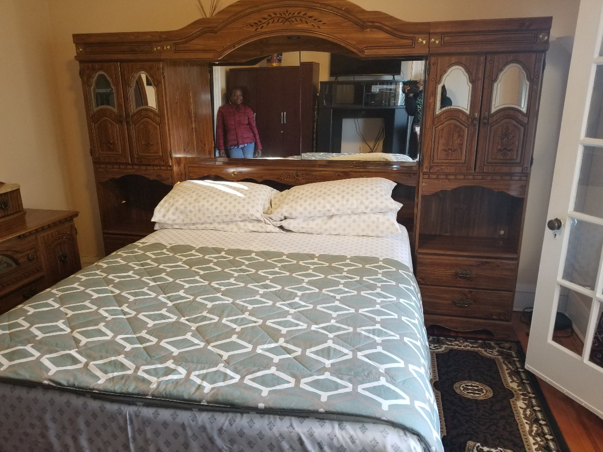 Stunning Room with Private Balcony & Shared Bath !