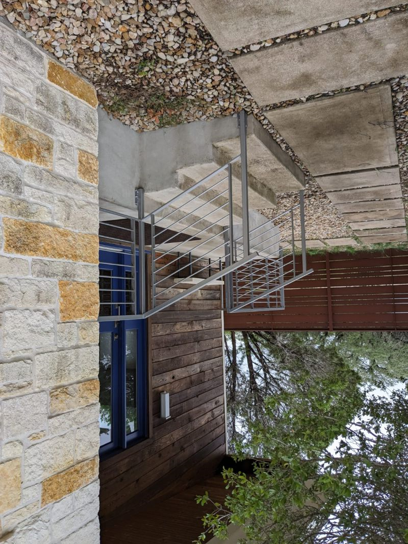 Private Modern Guest House on Gated Property in the Heart of the Hill Country - Photo 2