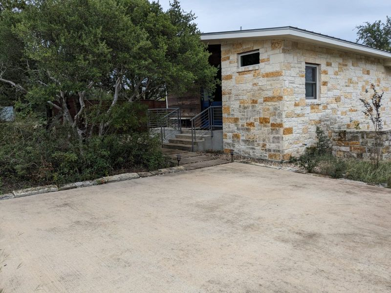 Private Modern Guest House on Gated Property in the Heart of the Hill Country