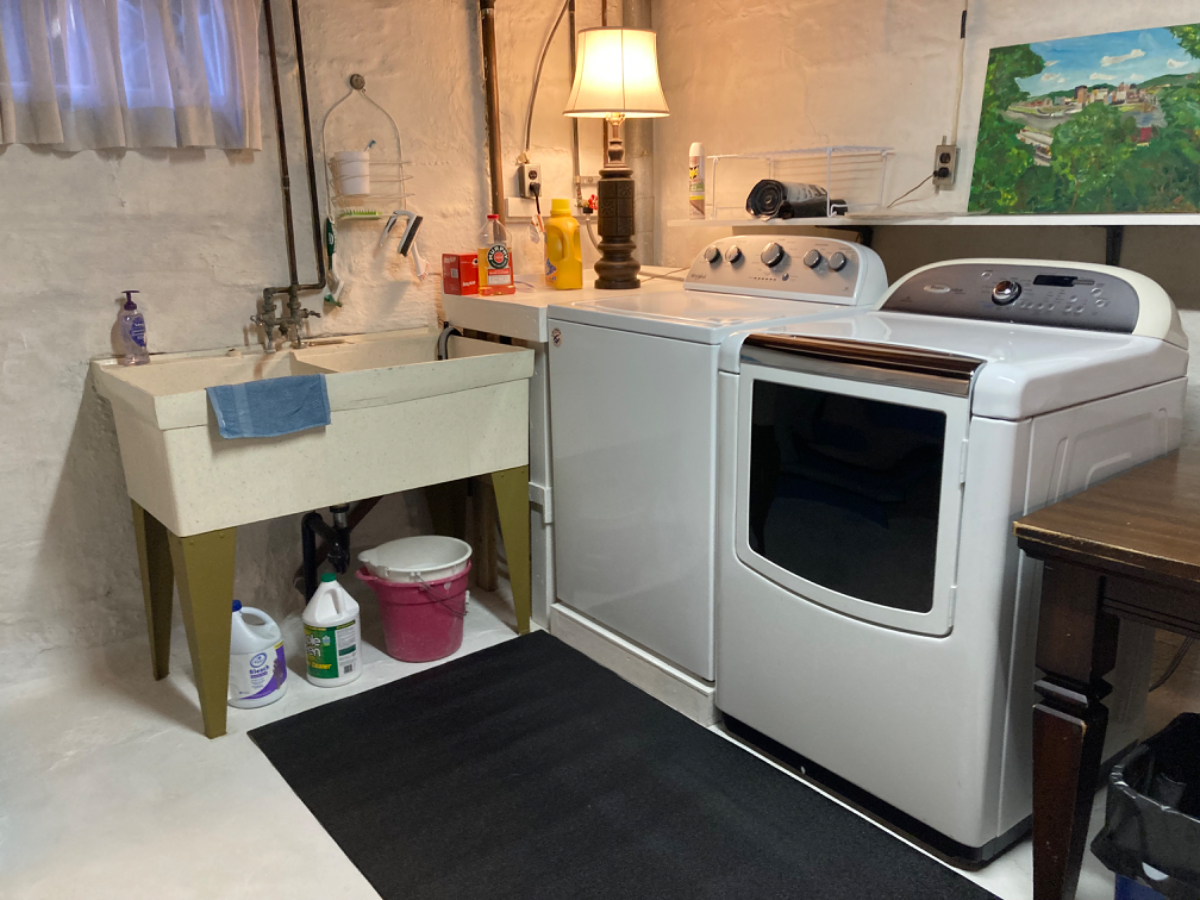 2 Bedroom house in Charleston WV - Photo 7