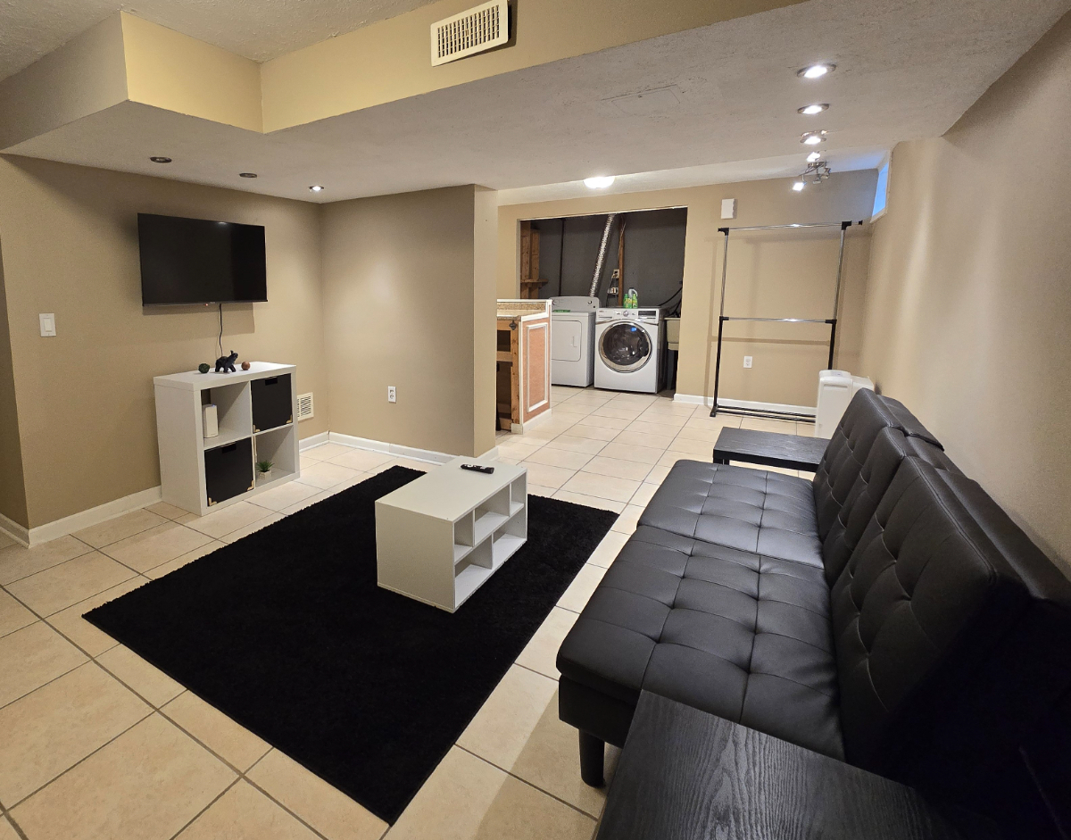 Charming 3-Bedroom Rental Home in Desirable Rochester Location - Photo 8