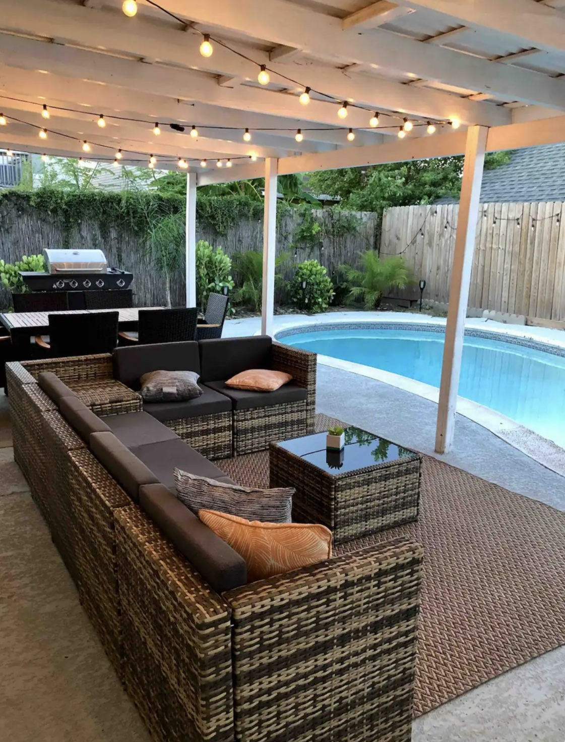 Furnished Home on the Island w/ Pool - 4 Bed/3 Bath - Photo 3