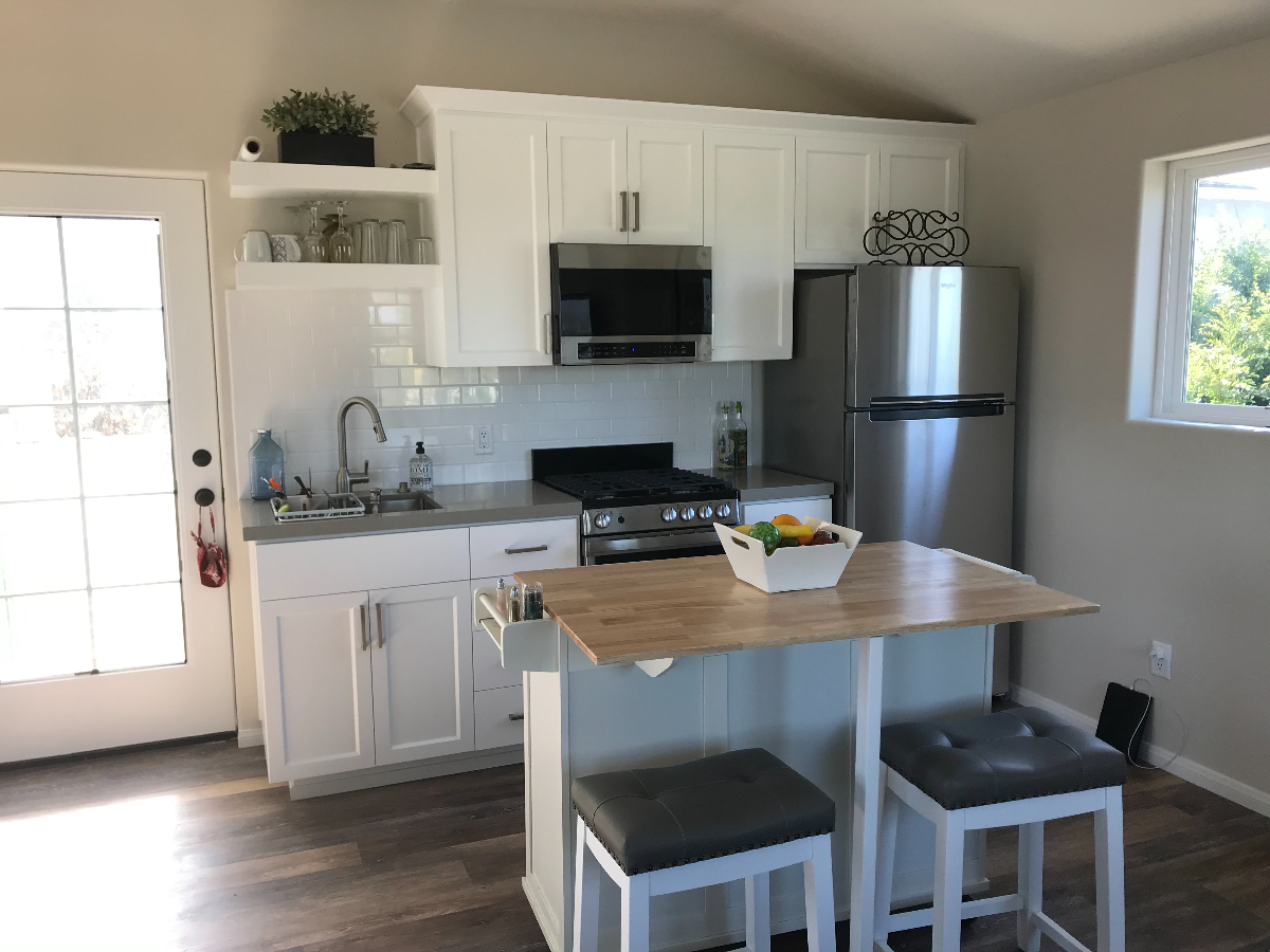 Private Studio in South Park - Photo 6