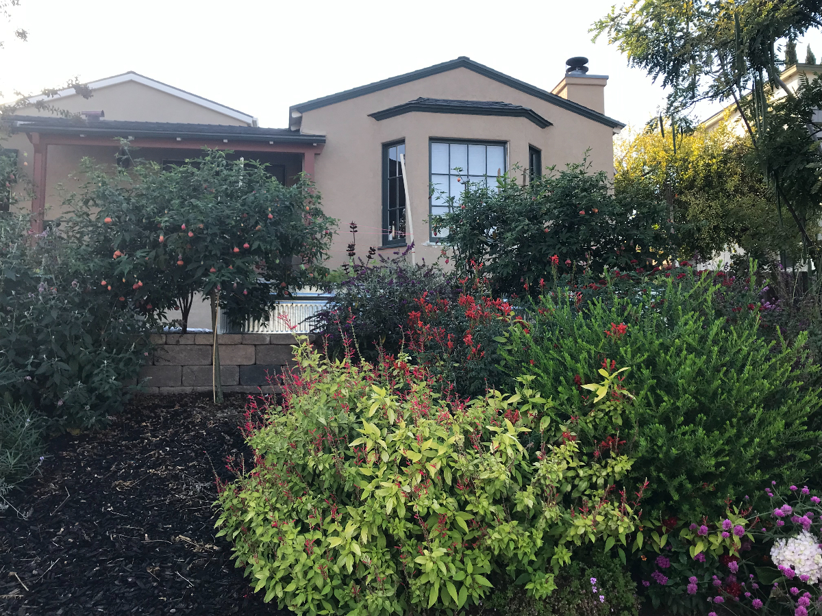 Private Studio in South Park - Photo 2