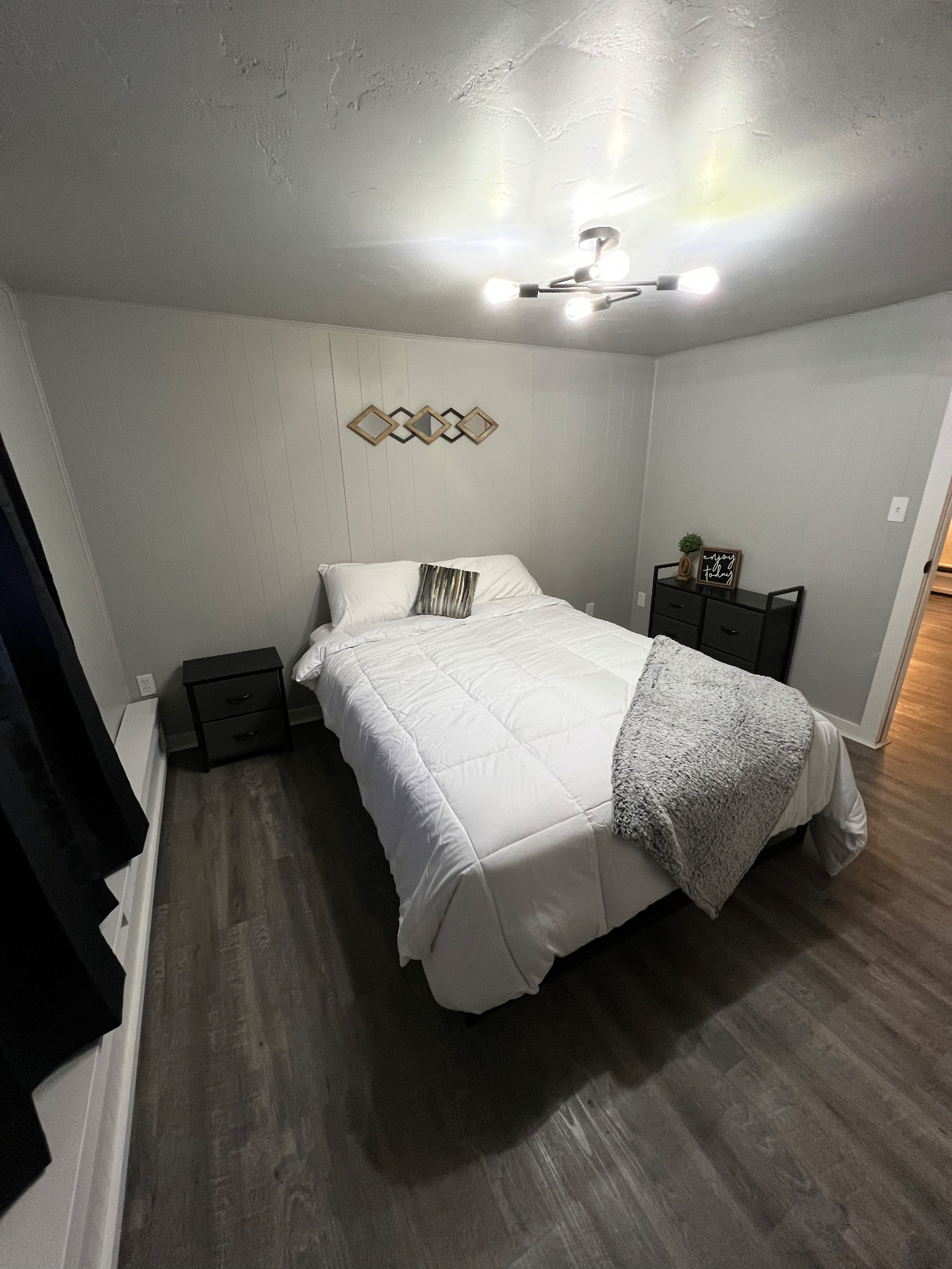 Convenient Cozy Cute 2 Bdrm-D - Photo 7