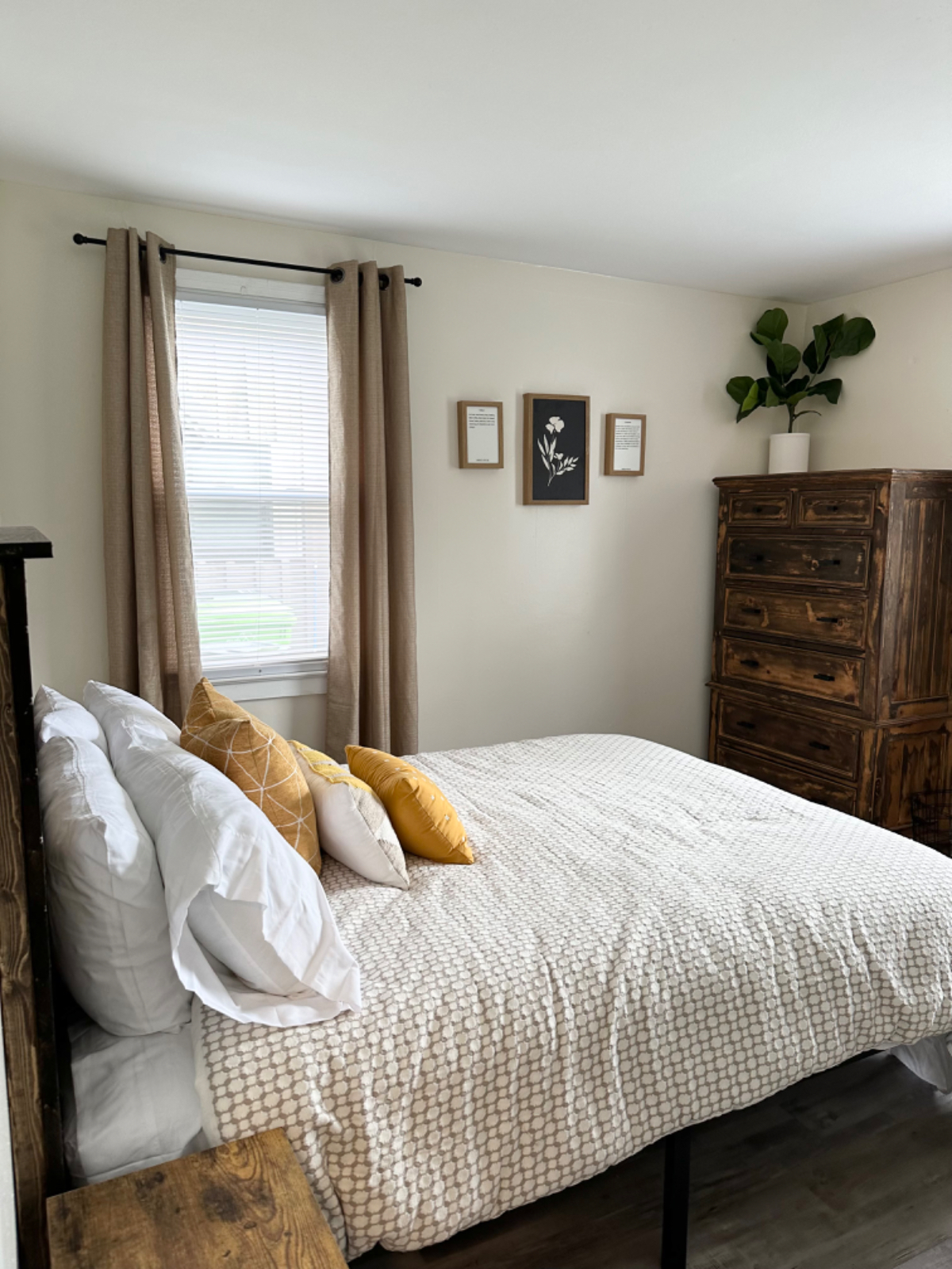 Cozy and Clean home perfect for traveling professionals - Photo 1
