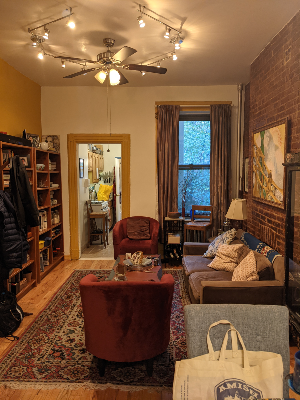 Large 2BR In The Heart of NYC - Photo 1