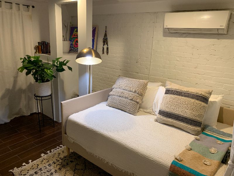 2Bdrm Spacious English Basement - Columbia Heights - Photo 10