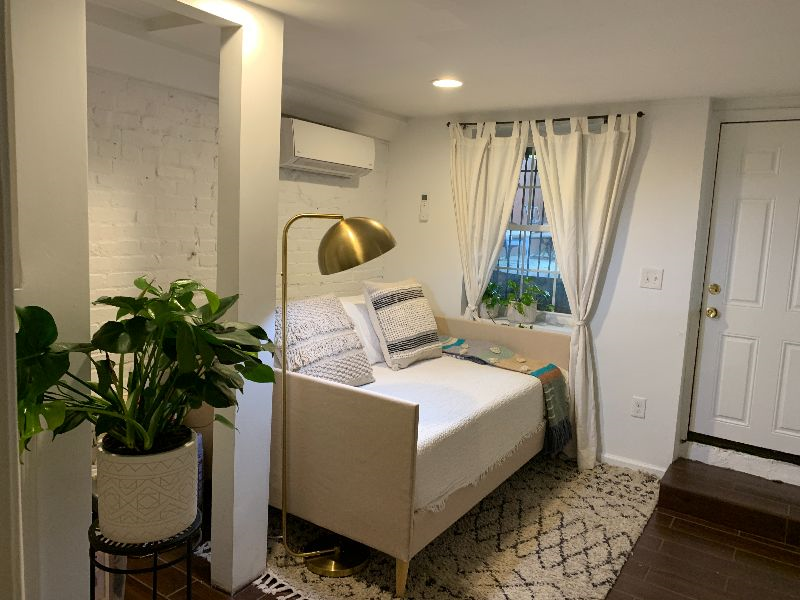 2Bdrm Spacious English Basement - Columbia Heights - Photo 11