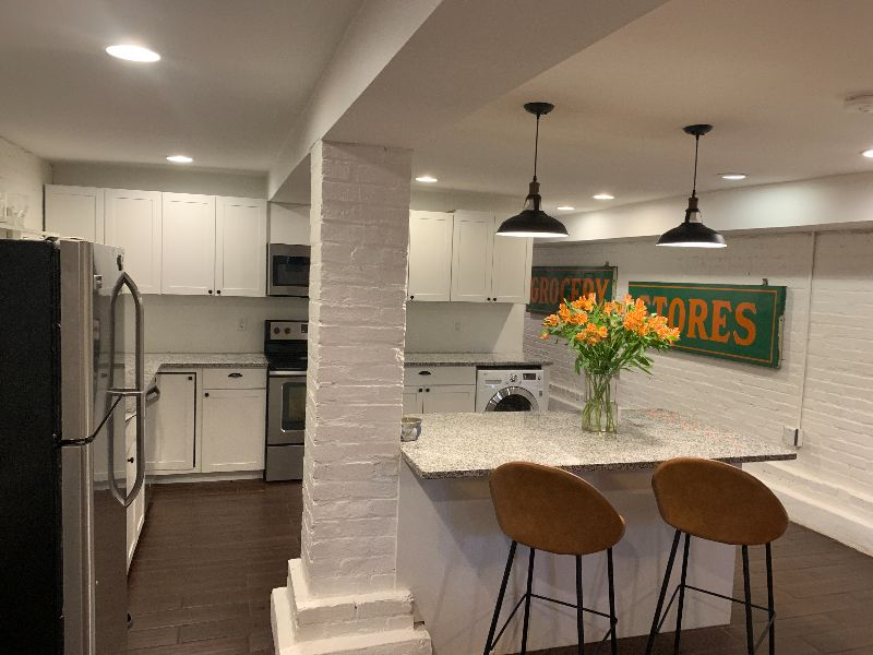 2Bdrm Spacious English Basement - Columbia Heights - Photo 4