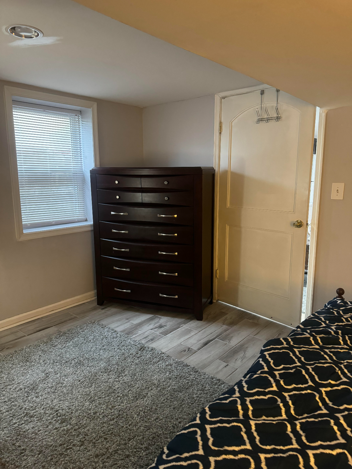 Fort Totten Fully Furnished Ground Floor Studio Private Entrance  Accessible to Transit - Photo 4