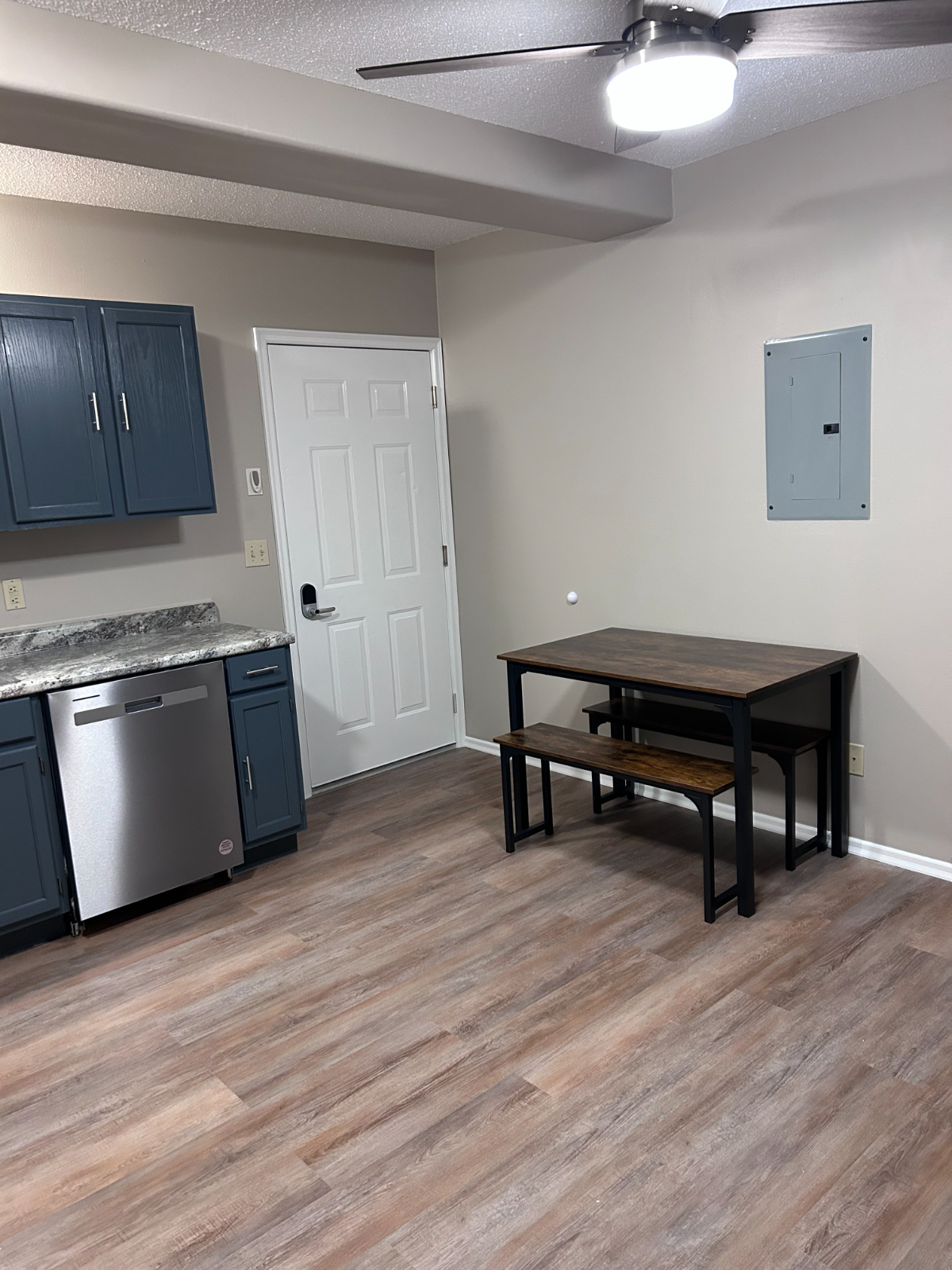 Apartment 1 - Photo 5