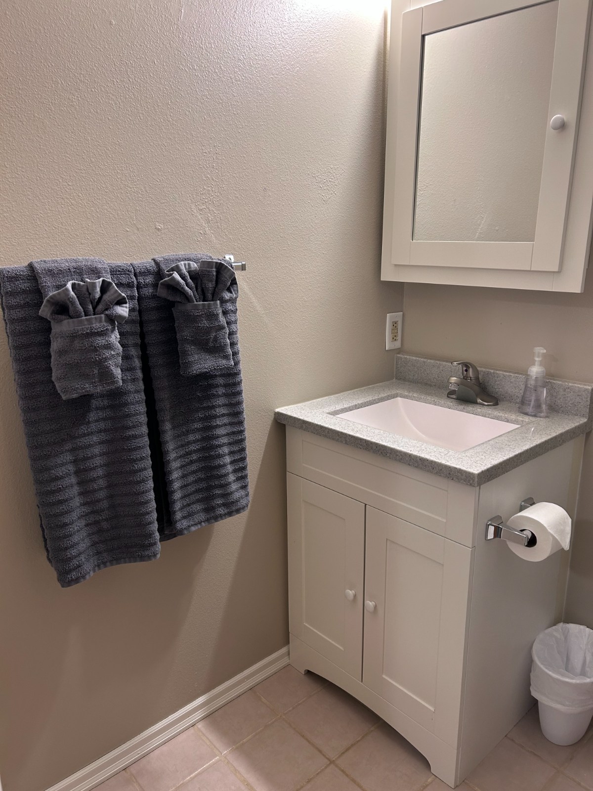 Apartment 1 - Photo 5