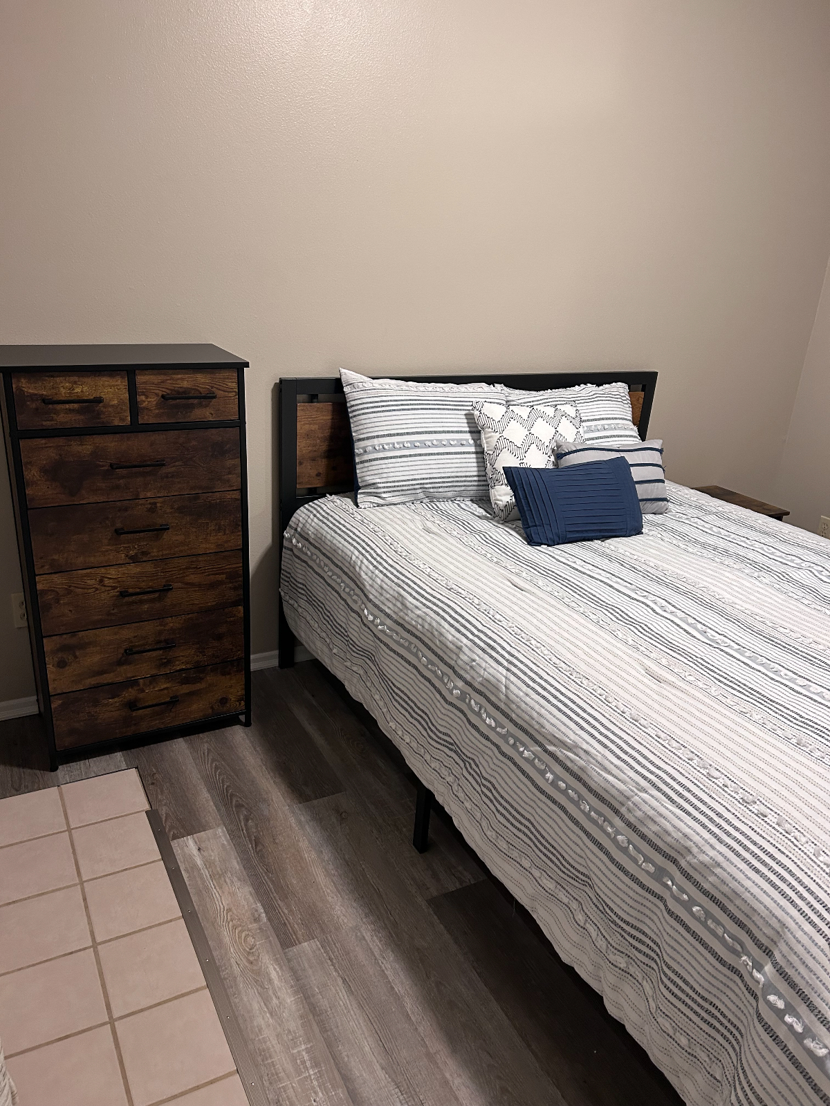 Apartment 1 - Photo 3