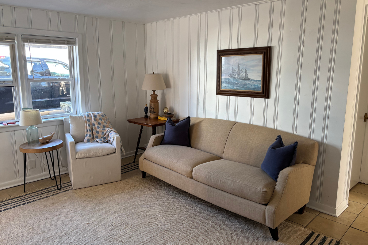 2 Bedroom Apartment by The Beach Apt A