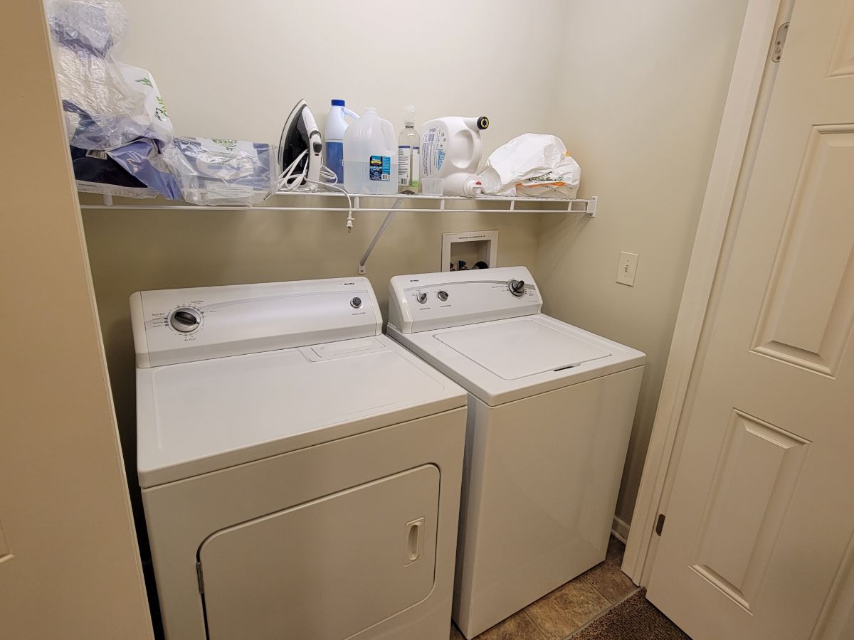 Quite Bedroom w/ Private Bath - Photo 7