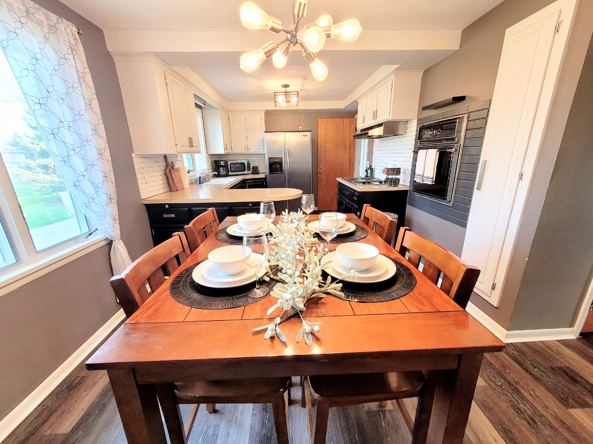 Spacious Ranch in Quiet Neighborhood - Photo 7