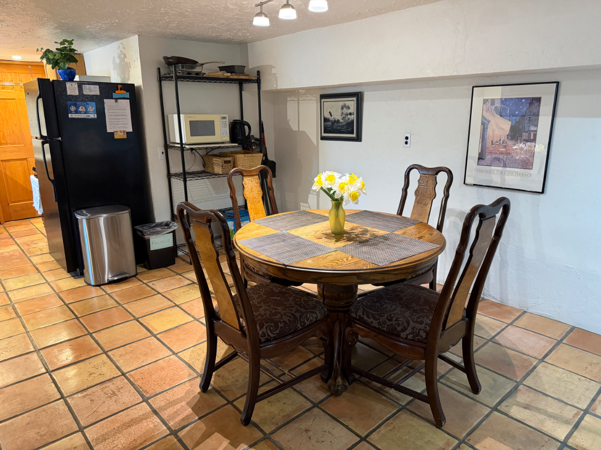 Pine Forest Retreat Garden Apartment - Photo 3