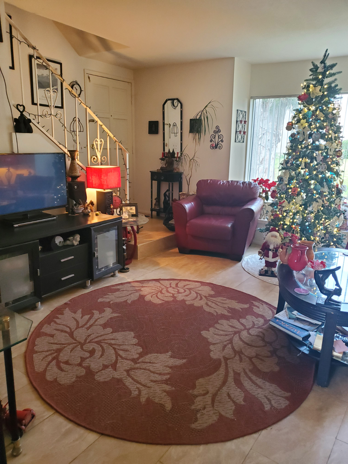 Sunny Townhome near the beach - Photo 5