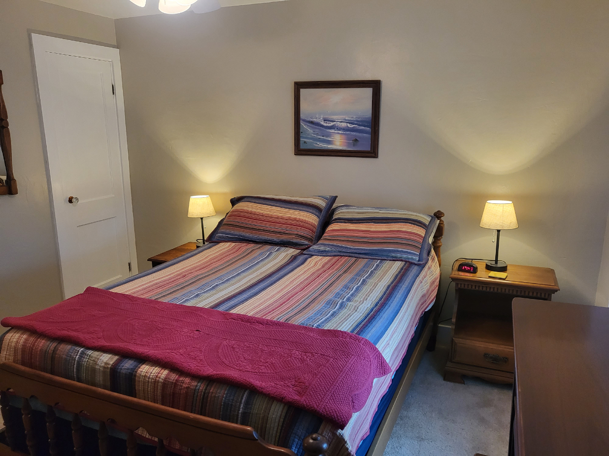 One-plus Bedroom Apartment near Five Corners - Photo 9
