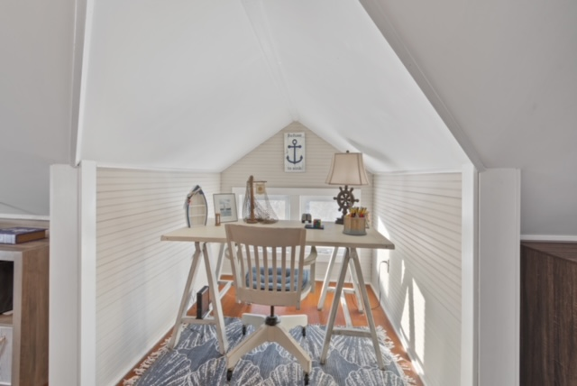 COZY QUAINT OASIS - Photo 5