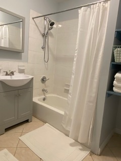 2 Bedroom Brooklyn Abode - Photo 10