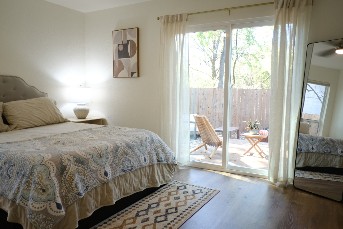 2 Bedroom 2 Bath Duplex in Northwest/Domain Austin - Photo 6