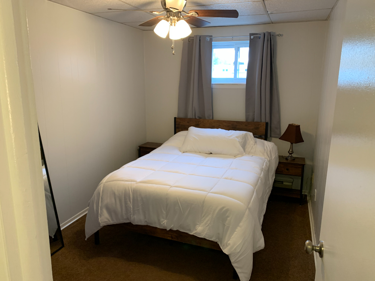 1BR Walking Distance to Both Hospitals - Photo 8