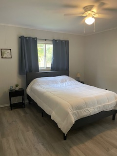 1BR Walking Distance to Both Hospitals - Photo 2