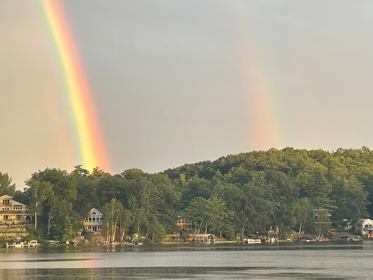 Glen Lake Chalet - Quiet Lake Living - Photo 1