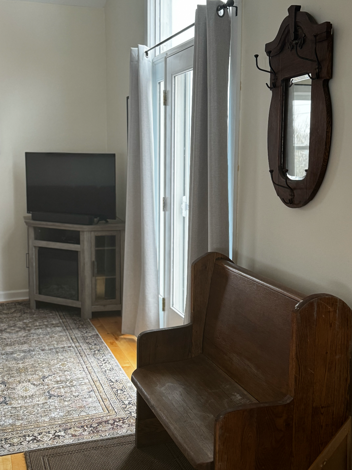 1 Bedroom Flower Farm Stay - Photo 8