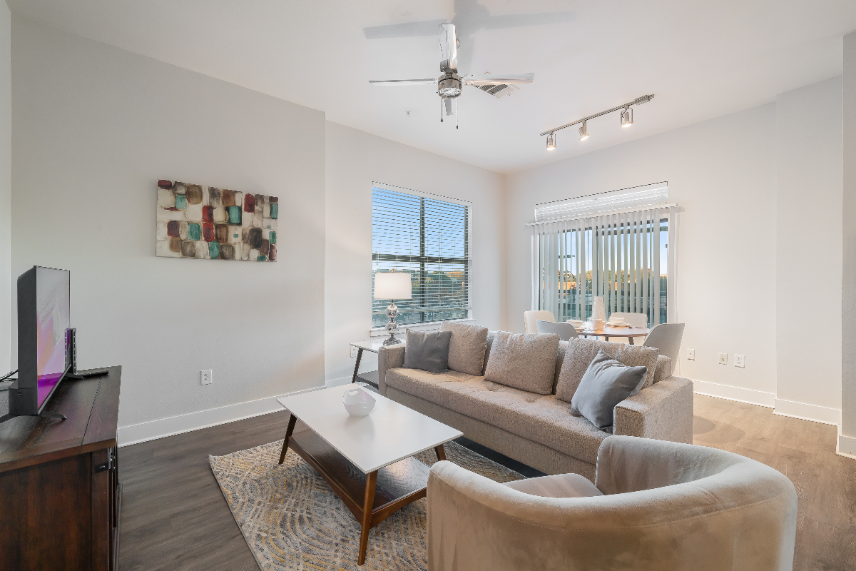 3150, Beautifully Furnished 2BR/2BTH