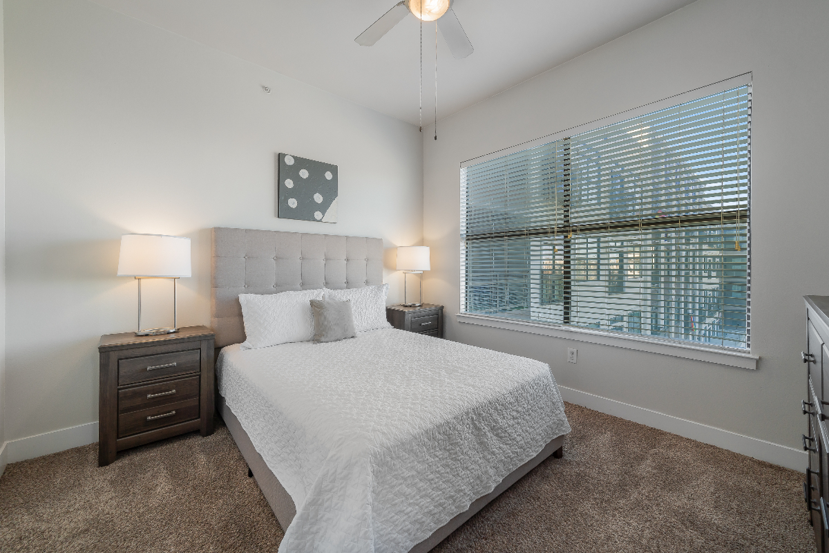 4150, Fully and beautifully furnished 2BR/2BTH
