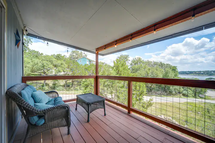 Canyon Springs - Cozy Home with Beautiful View of Canyon Lake - Photo 12