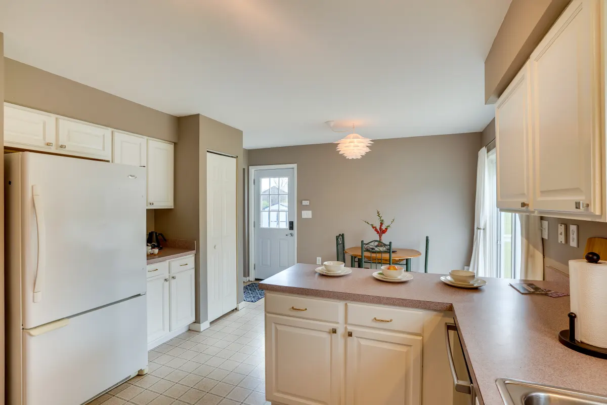 Country Retreat - Fully Furnished 5-Bedroom House Near Ithaca and Cortland - Photo 12
