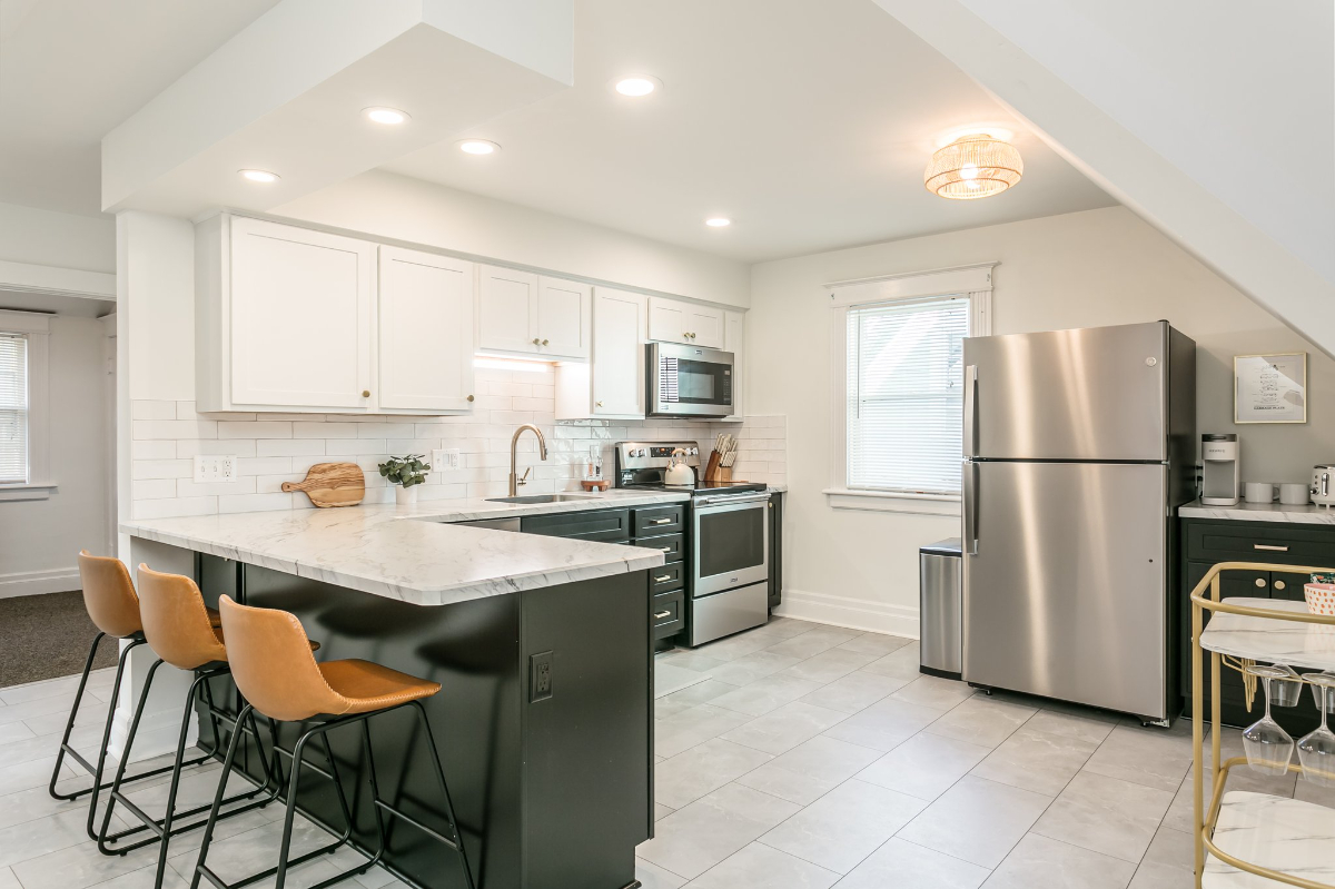 NEWLY REMODELED Luxury 1 BR Apartment in NOTA Near Popular Park Ave/East Ave - Photo 1