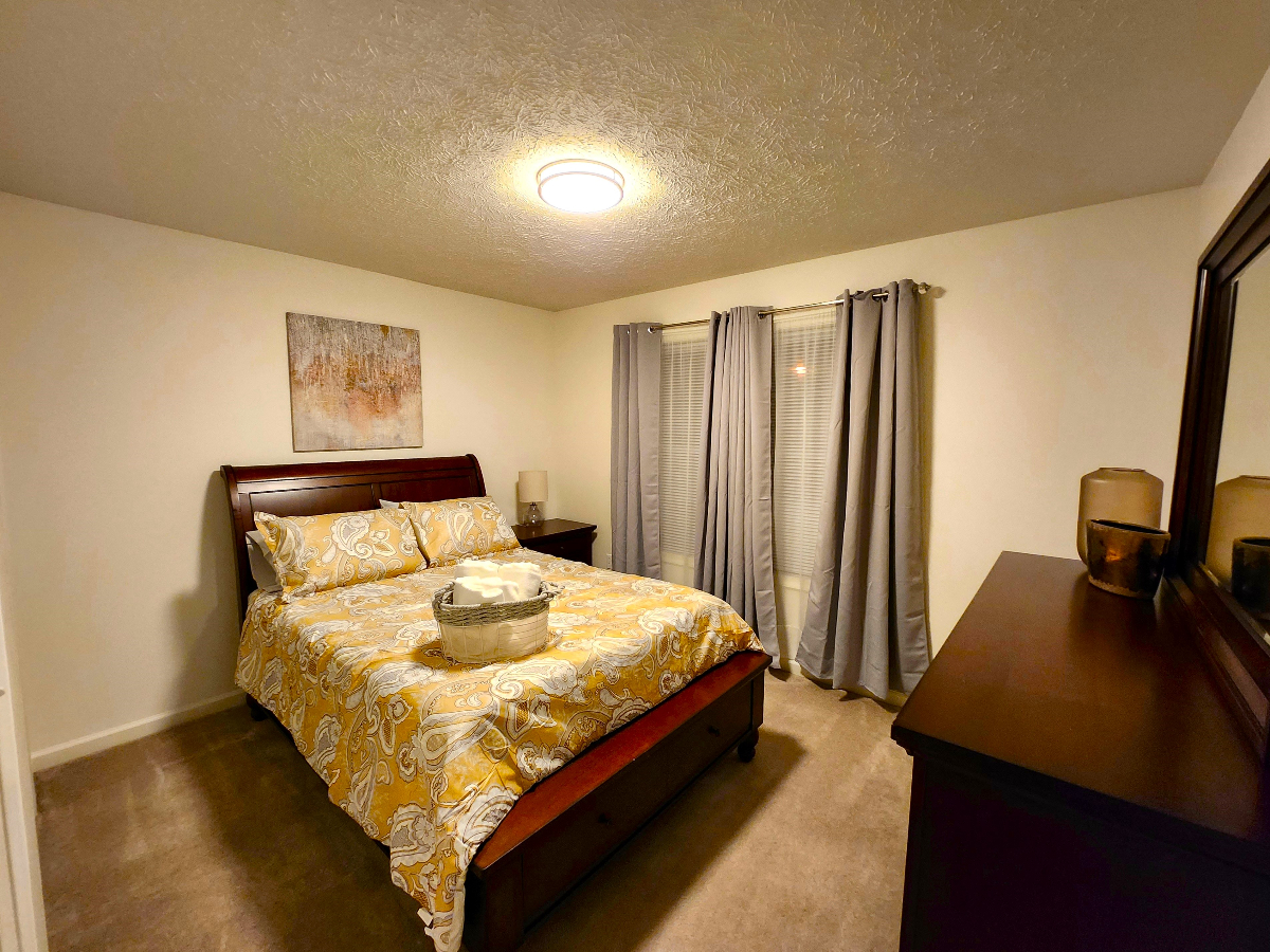 Home Away From Home - Photo 8