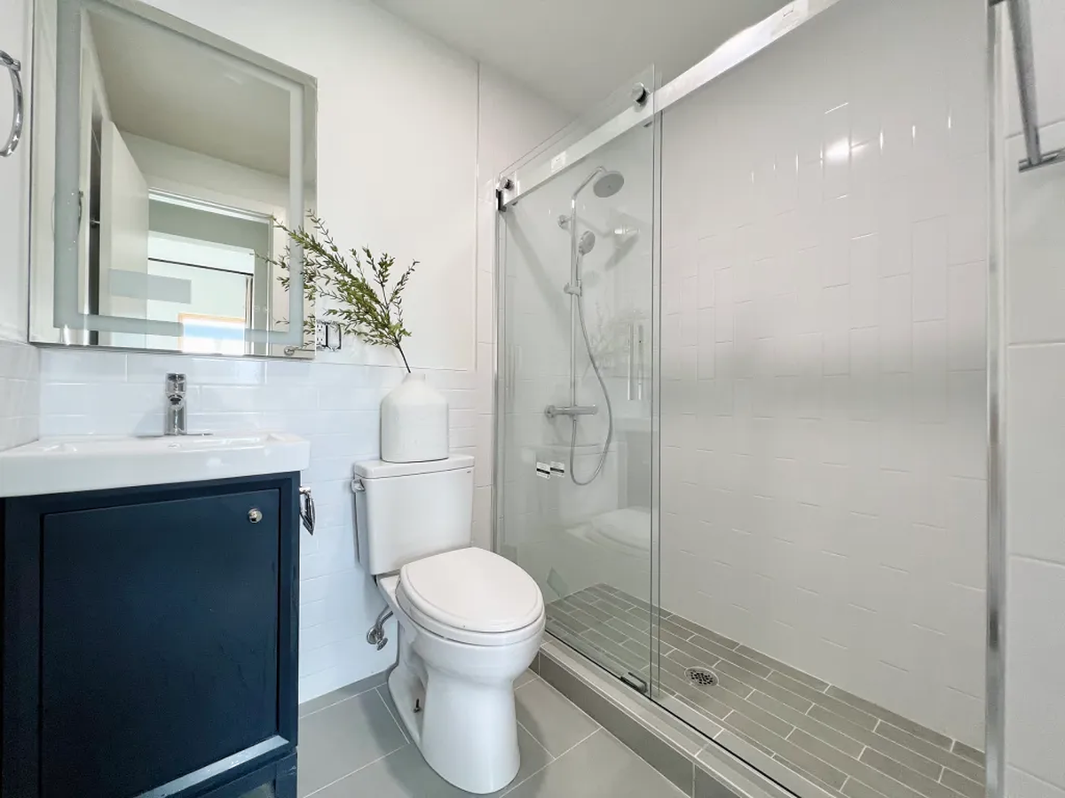 Settleliving - PRIVATE BATHROOM, HDTV, AC, Prospect Lefferts, 23 min to Manhattan - Room 331 - Photo 7
