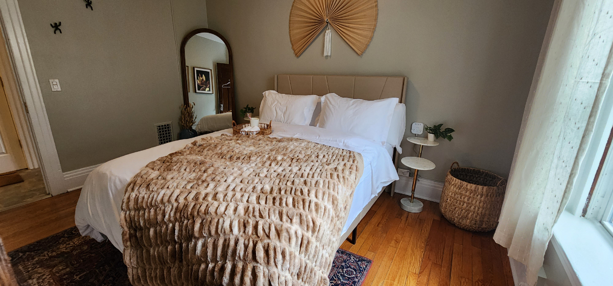 Cozy Comforts in N Winton Village - Photo 2